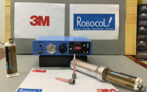 Image de Pousse seringue bi composant ROBOCOL en partenariat avec 3M