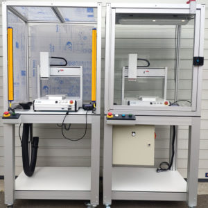 Deux modèles de cellules robotisées industrielles